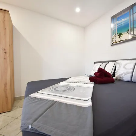 Apartment By Interhome *