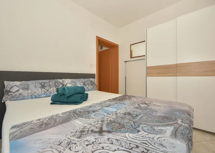 By Interhome Appartement Obrovac