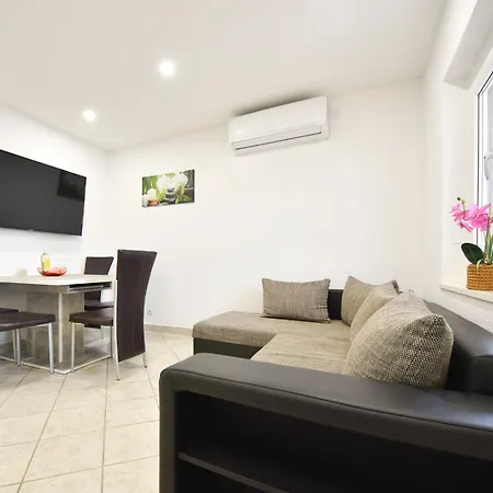 Apartmán By Interhome