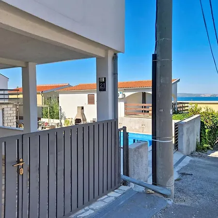By Interhome Apartmán Obrovac